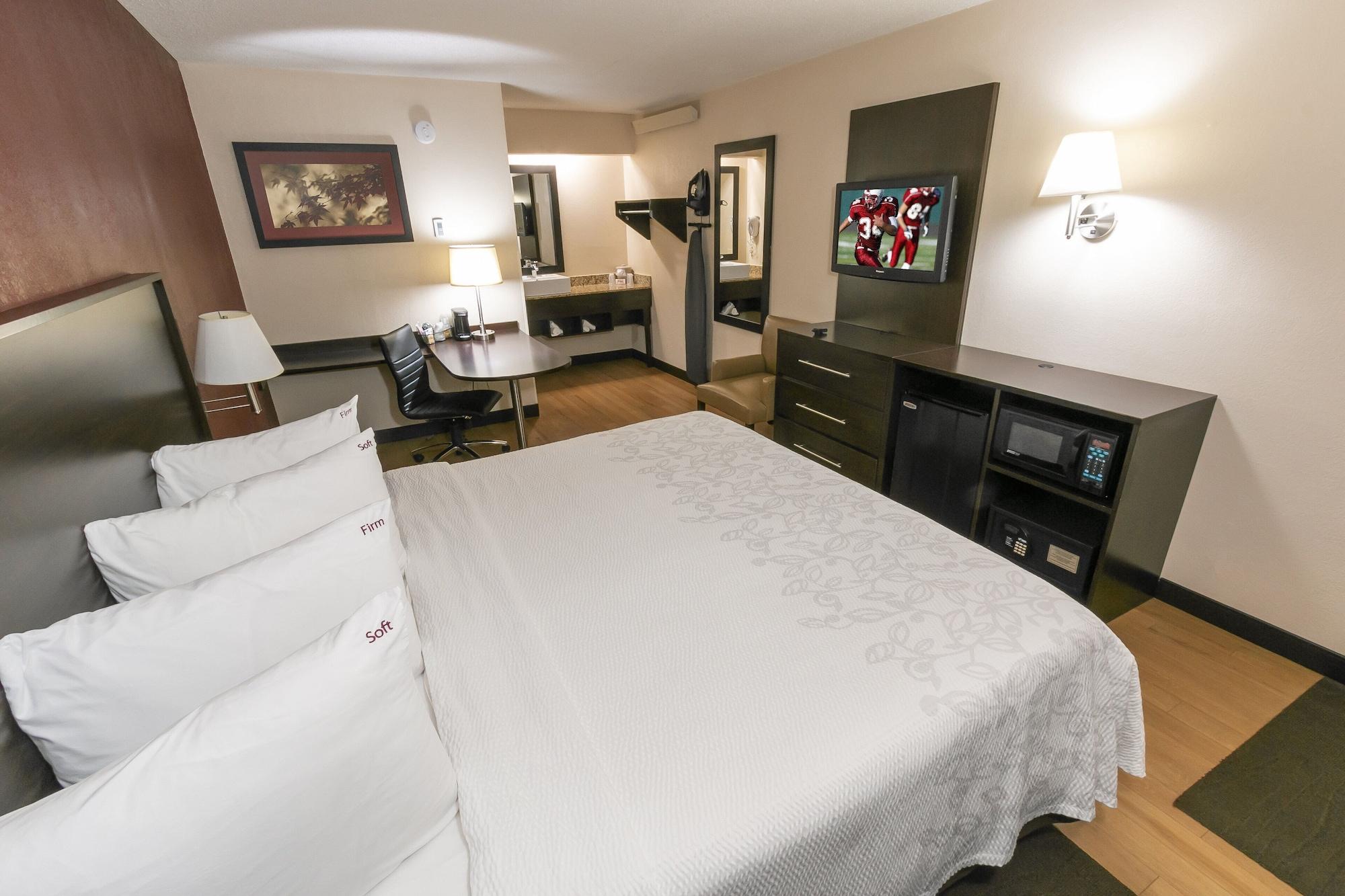 Red Roof Inn Plus+ Birmingham East - Irondale/Airport Dış mekan fotoğraf