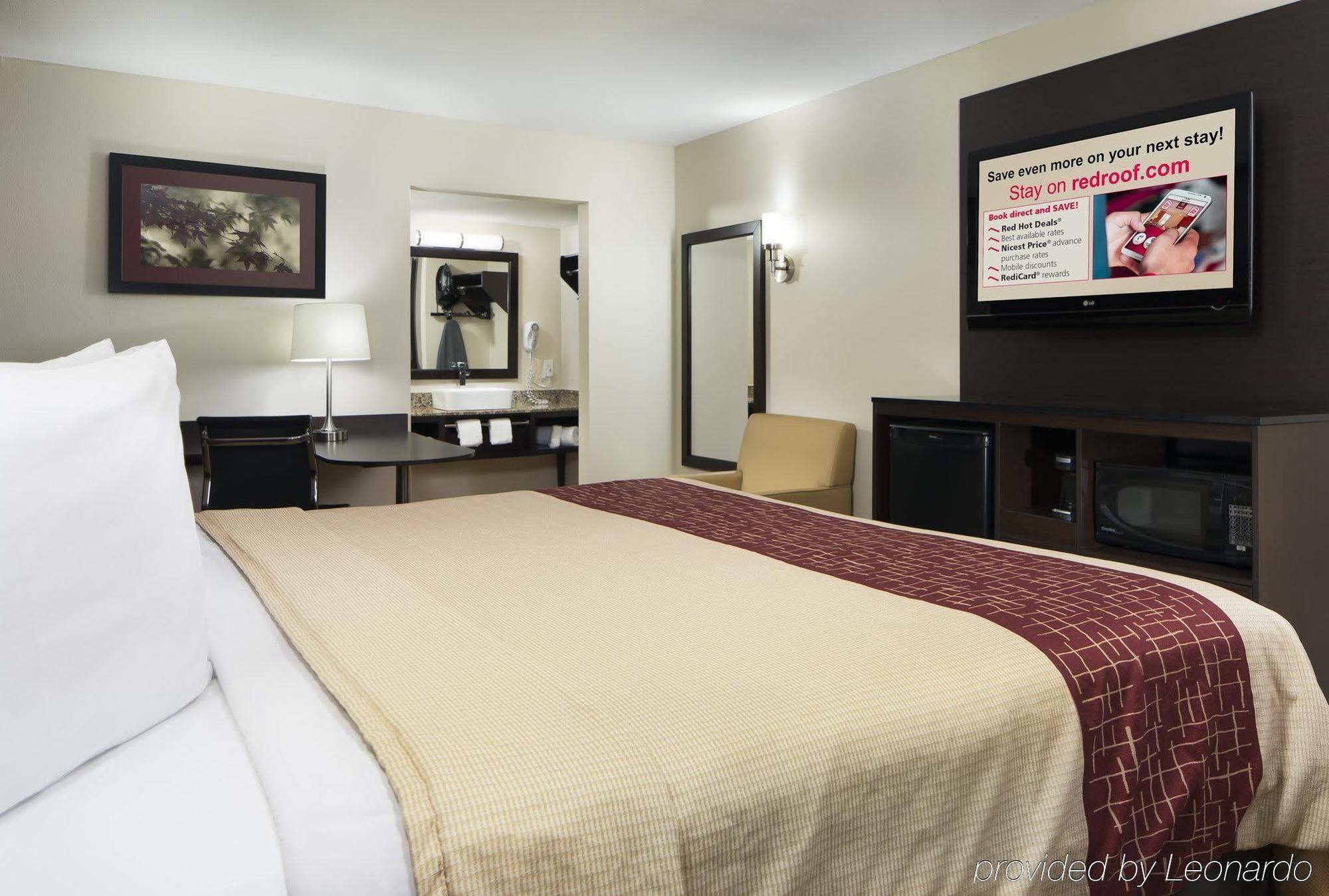 Red Roof Inn Plus+ Birmingham East - Irondale/Airport Dış mekan fotoğraf