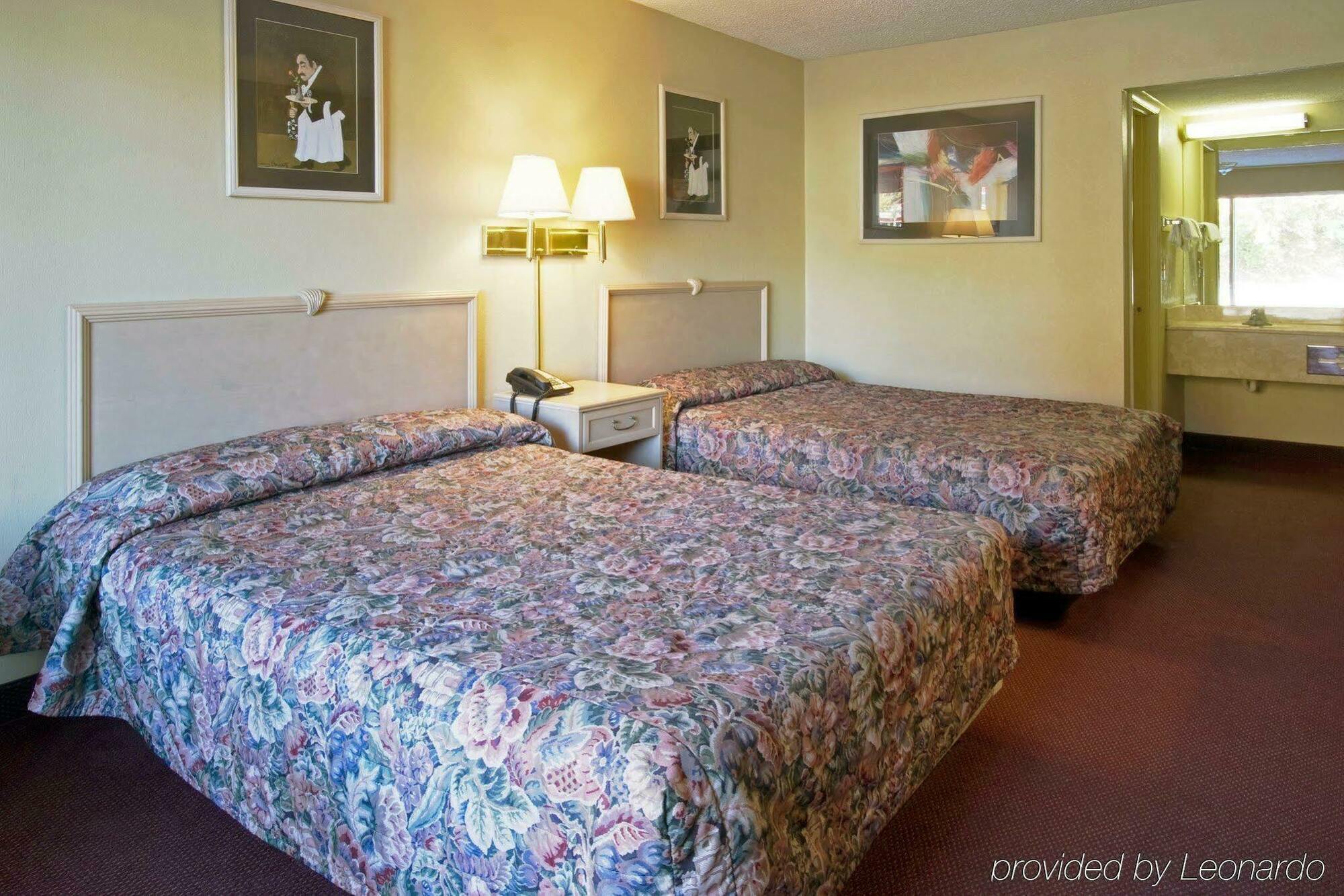 Red Roof Inn Plus+ Birmingham East - Irondale/Airport Dış mekan fotoğraf
