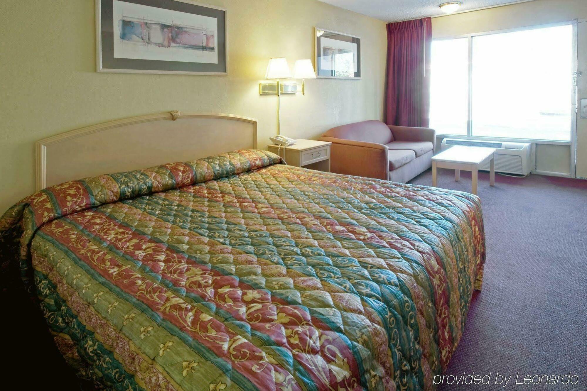 Red Roof Inn Plus+ Birmingham East - Irondale/Airport Dış mekan fotoğraf