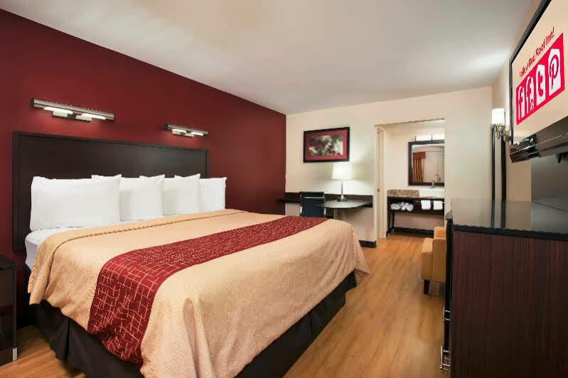 Red Roof Inn Plus+ Birmingham East - Irondale/Airport Dış mekan fotoğraf